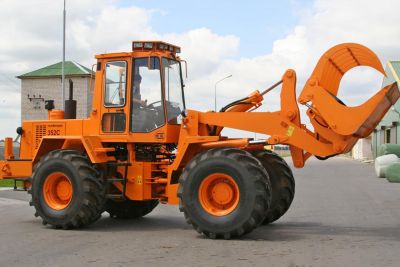 Универсальный погрузчик АМКОДОР 352С Универсальный погрузчик АМКОДОР 352С